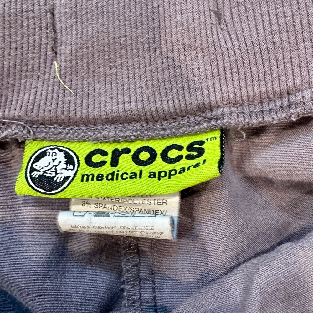 CROCS Gray with Neon Green Trim - Picture 6 of 7